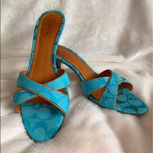 RARE VINTAGE COACH CIARA HEELS